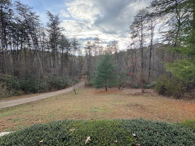 360 Johnson Cove Road, Copperhill, TN 37317