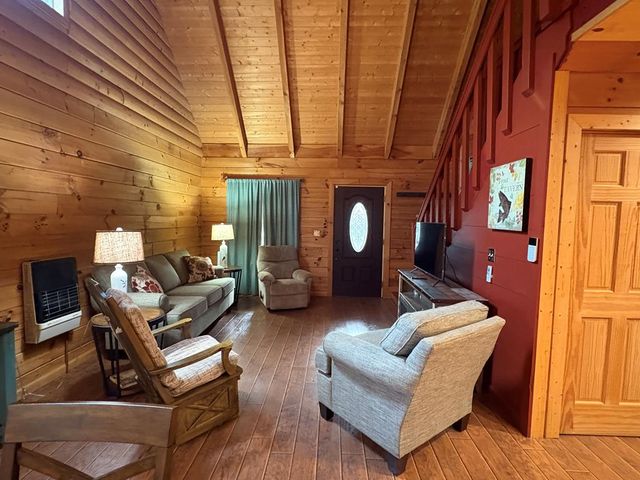 360 Johnson Cove Road, Copperhill, TN 37317