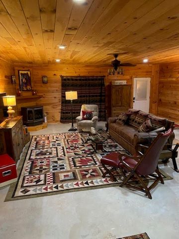 360 Johnson Cove Road, Copperhill, TN 37317