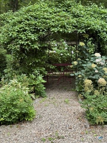 131 Georgetown Road, Weston, CT 06883