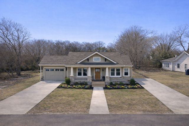 124 E 6th Street, Lancaster, TX 75146