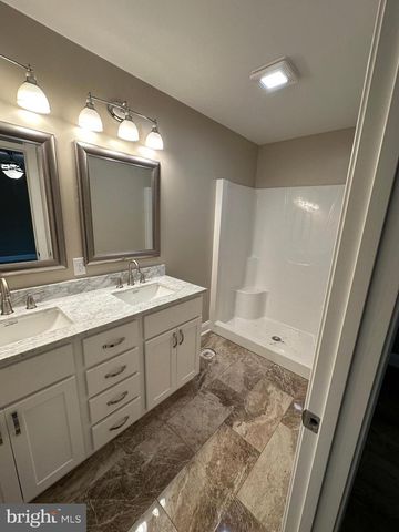 103 TONTO TRL, Winchester, VA 22602