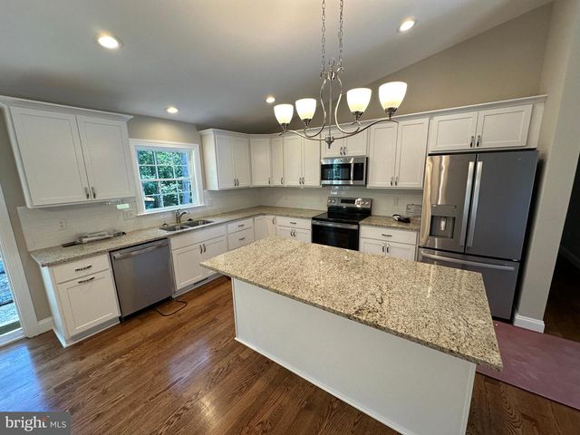 103 TONTO TRL, Winchester, VA 22602