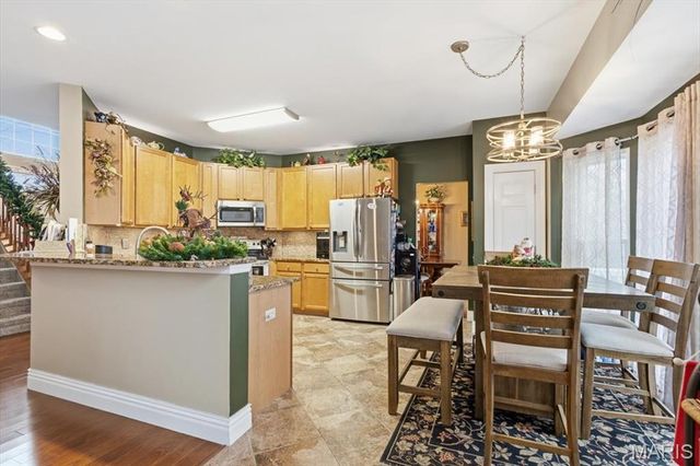 679 Vista Hills Court, Eureka, MO 63025