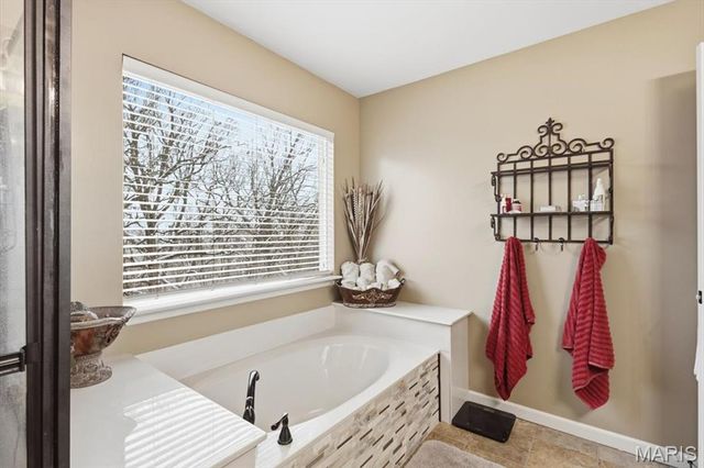 679 Vista Hills Court, Eureka, MO 63025