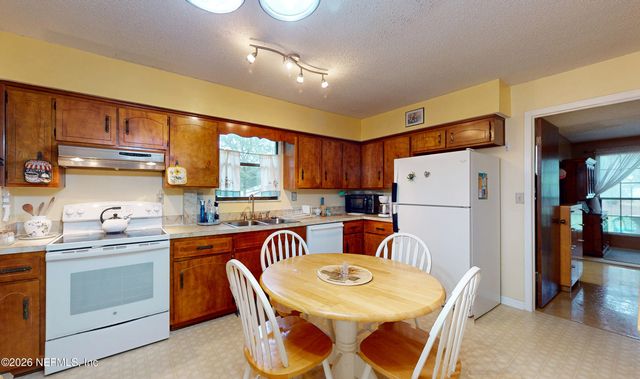 1170 CACTUS CUT Road, Middleburg, FL 32068