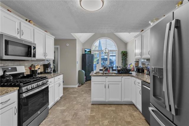 6 Springcrest Trail, Lawrenceville, GA 30046