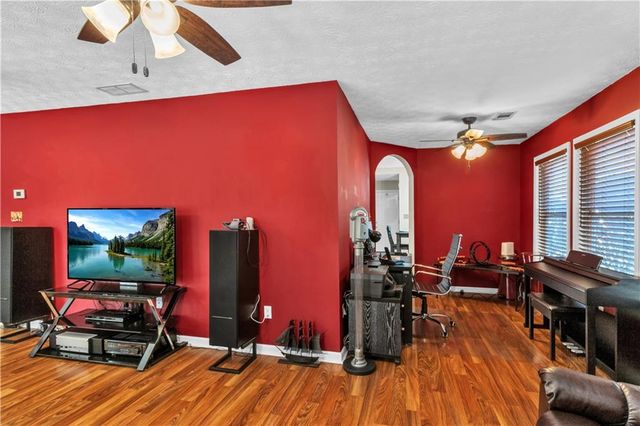 6 Springcrest Trail, Lawrenceville, GA 30046