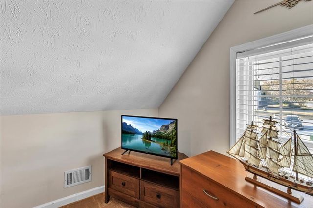 6 Springcrest Trail, Lawrenceville, GA 30046