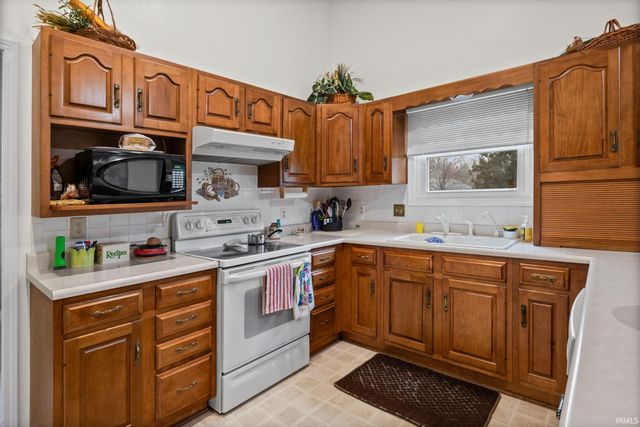 262 Westview Circle, West Lafayette, IN 47906