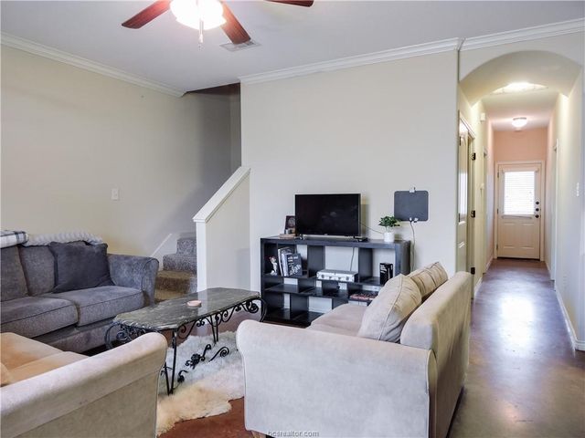 3203 Sergeant Drive, College Station, TX 77845