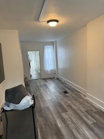 837 LOCUST ST, Reading, PA 19604
