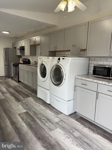 837 LOCUST ST, Reading, PA 19604