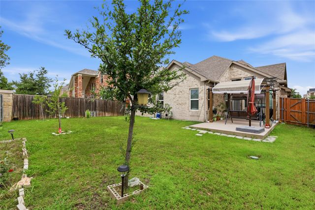 300 Daylily Drive, Wylie, TX 75098