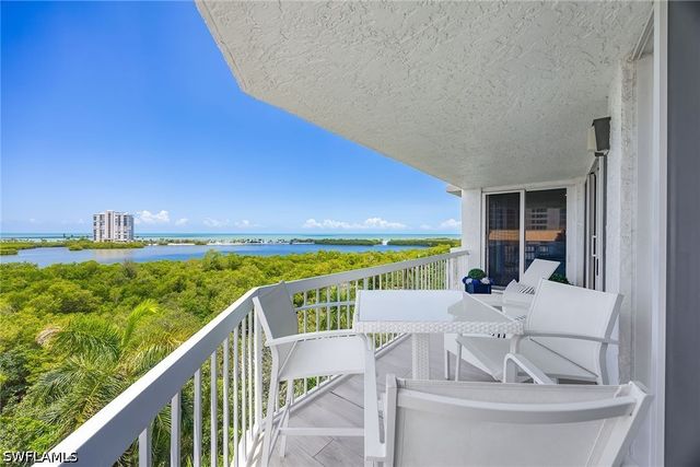 5501 Heron Point DR 602, Naples, FL 34108
