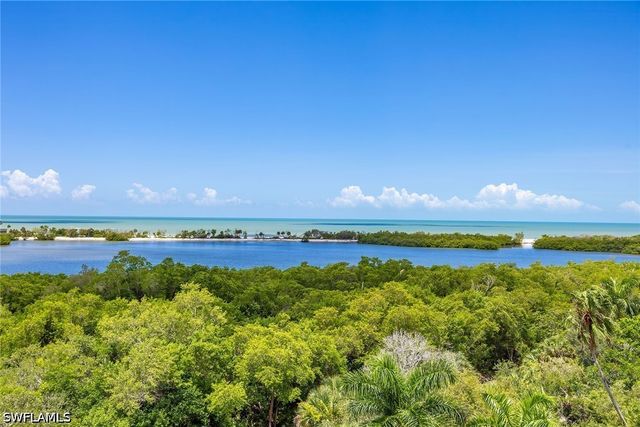 5501 Heron Point DR 602, Naples, FL 34108