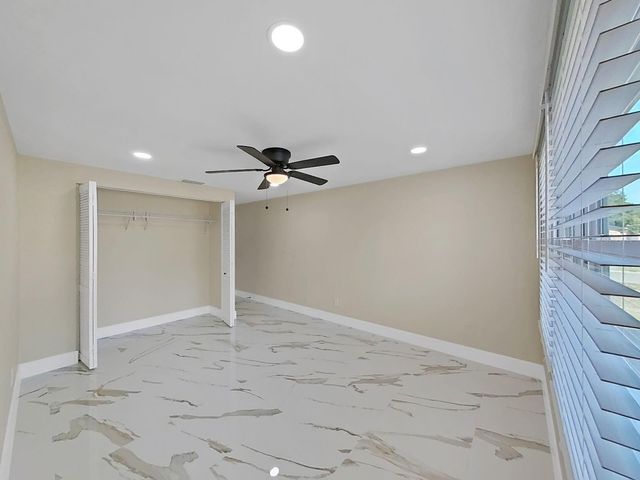 7218 LUNITA COURT, Tampa, FL 33625