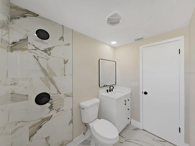 7218 LUNITA COURT, Tampa, FL 33625