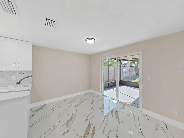 7218 LUNITA COURT, Tampa, FL 33625