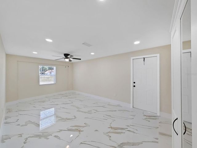 7218 LUNITA COURT, Tampa, FL 33625