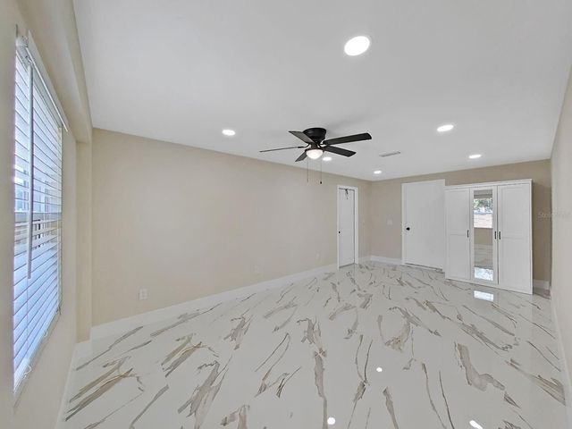 7218 LUNITA COURT, Tampa, FL 33625