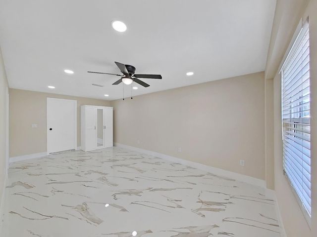 7218 LUNITA COURT, Tampa, FL 33625