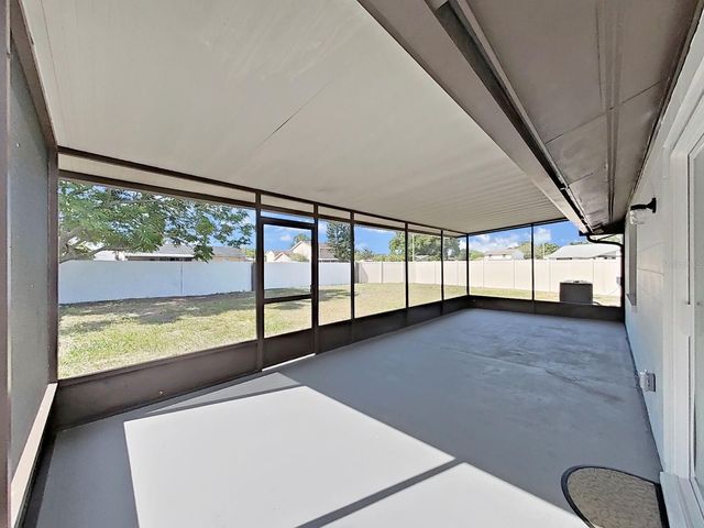 7218 LUNITA COURT, Tampa, FL 33625