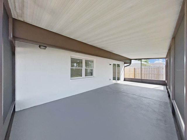 7218 LUNITA COURT, Tampa, FL 33625