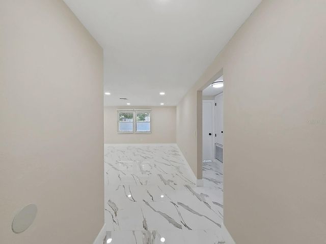 7218 LUNITA COURT, Tampa, FL 33625