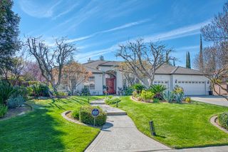 12437 N Via Tuscania Avenue, Clovis, CA 93619