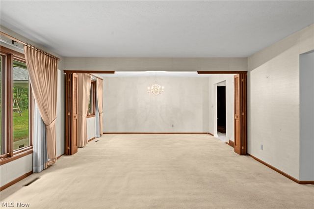 7833 Valley Villas Drive, Parma, OH 44130