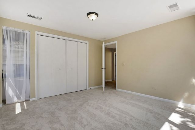 1010 S Summit Street, Barrington, IL 60010