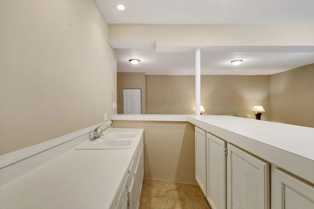 1010 S Summit Street, Barrington, IL 60010