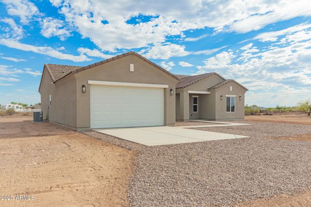 10599 E KRISTEN Lane, San Tan Valley, AZ 85143