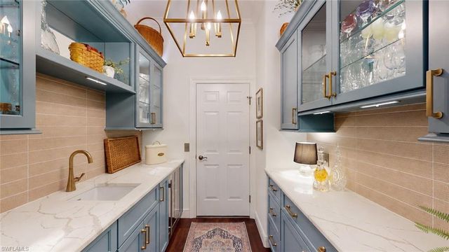 16441 Edgemont DR, Fort Myers, FL 33908