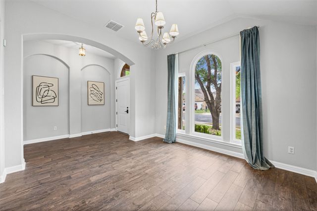 10004 Crater Lake PASS, Austin, TX 78747