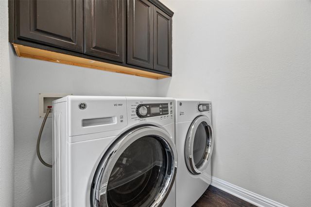 10004 Crater Lake PASS, Austin, TX 78747