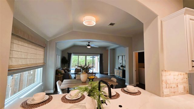 10004 Crater Lake PASS, Austin, TX 78747