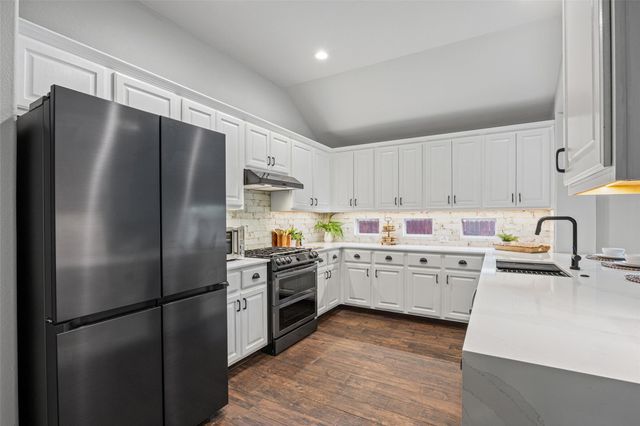 10004 Crater Lake PASS, Austin, TX 78747