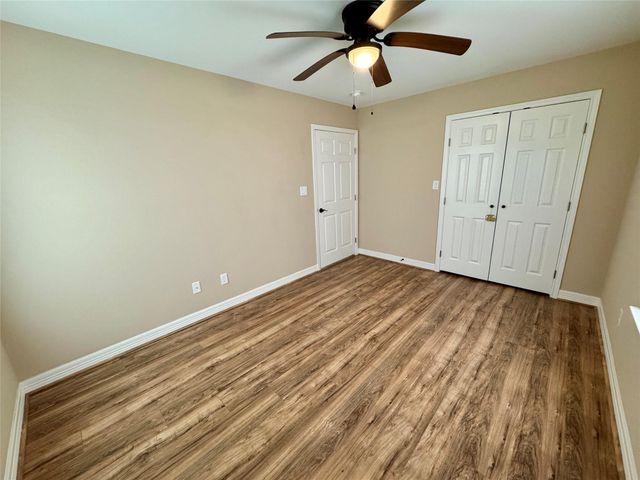 534 Oakdale Drive, Huntsville, TX 77320