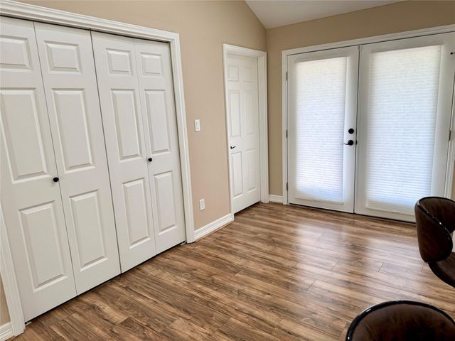 534 Oakdale Drive, Huntsville, TX 77320