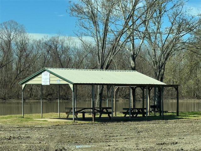 534 Oakdale Drive, Huntsville, TX 77320