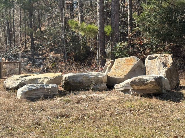 534 Oakdale Drive, Huntsville, TX 77320