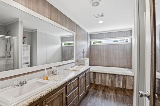6026 Lake Granbury Trail, Granbury, TX 76048