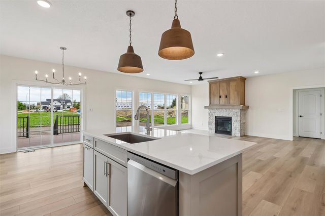 1809 NE Pine Lake Circle, Ankeny, IA 50021