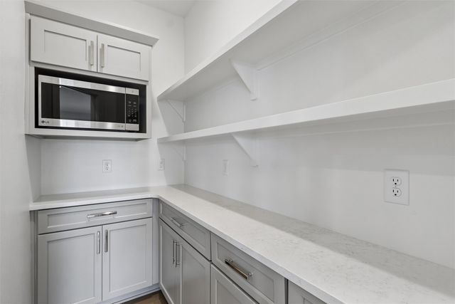 1809 NE Pine Lake Circle, Ankeny, IA 50021