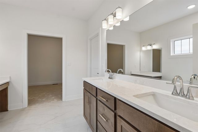 1809 NE Pine Lake Circle, Ankeny, IA 50021