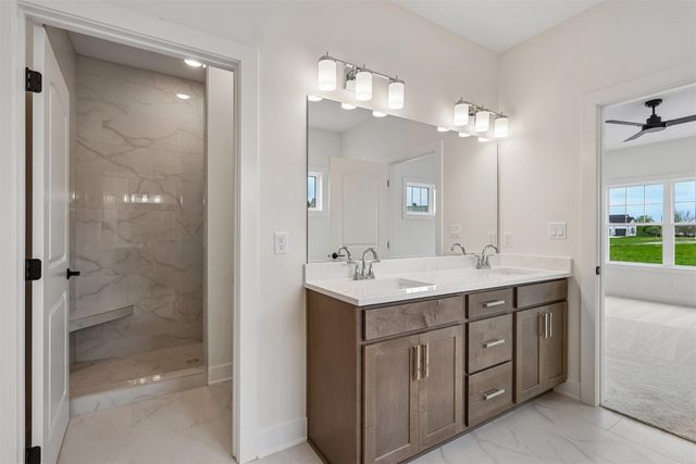 1809 NE Pine Lake Circle, Ankeny, IA 50021