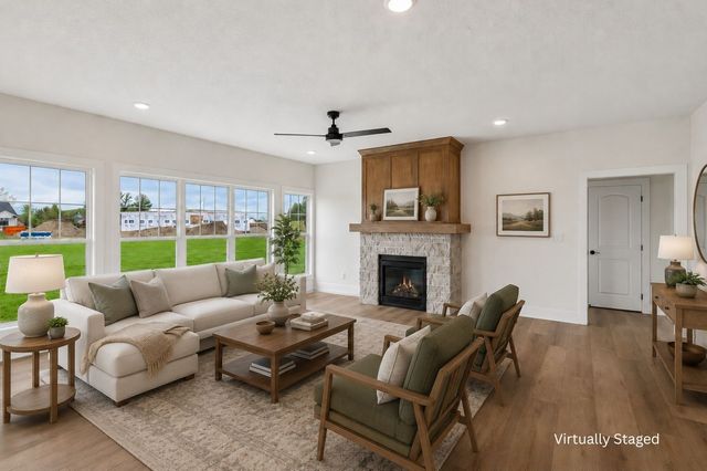 1809 NE Pine Lake Circle, Ankeny, IA 50021