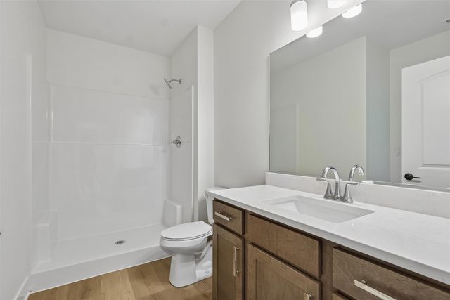 1809 NE Pine Lake Circle, Ankeny, IA 50021